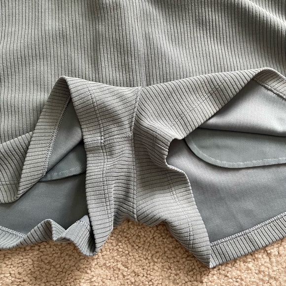 lululemon athletica Blue Athletic Shorts - Picture 6 of 8